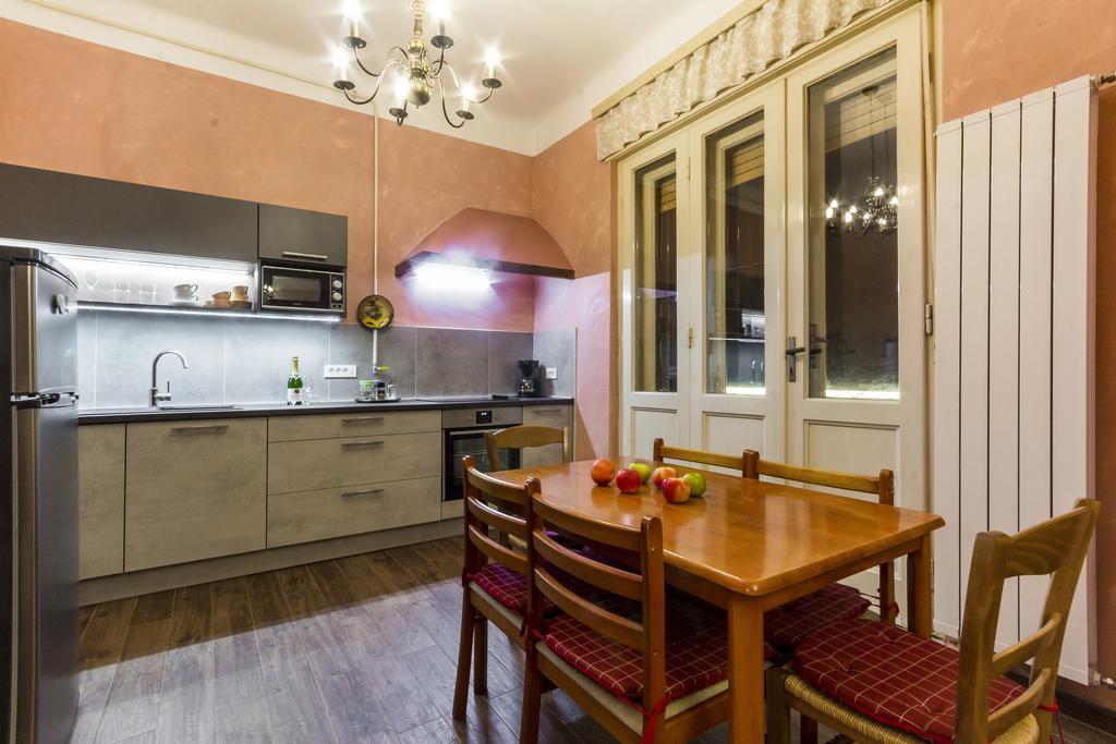 Spacious & Smart Center Apartment Pola Esterno foto