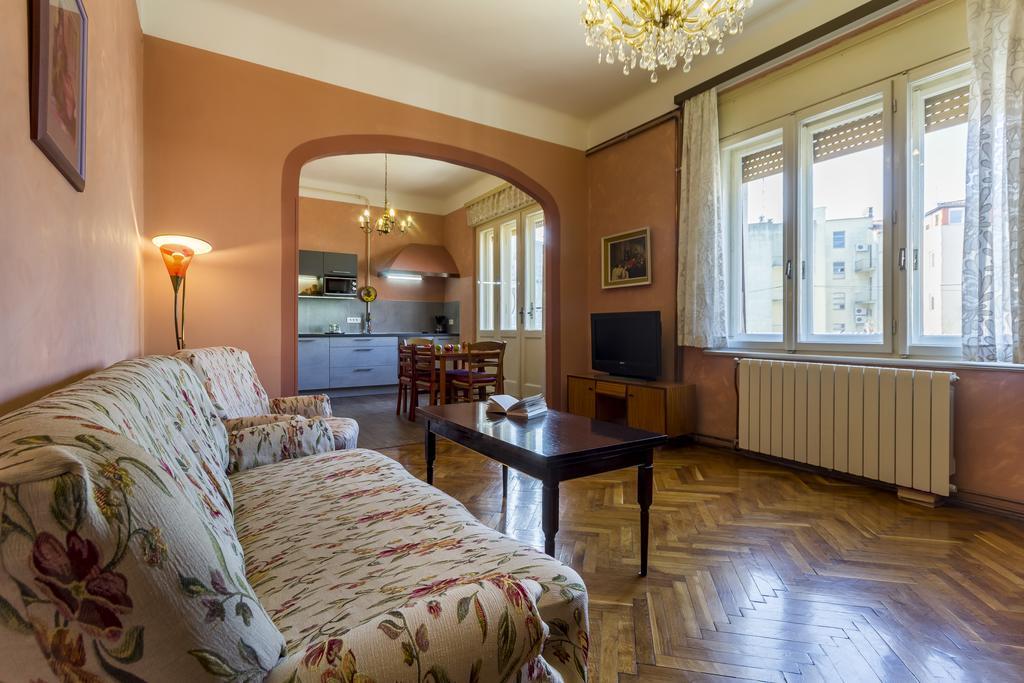 Spacious & Smart Center Apartment Pola Esterno foto