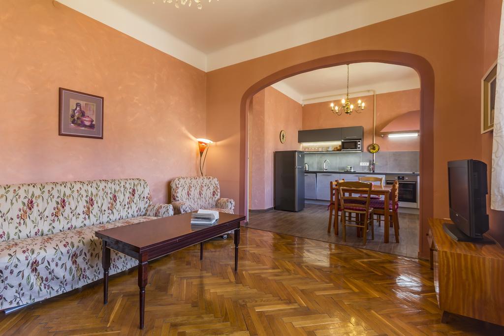 Spacious & Smart Center Apartment Pola Esterno foto